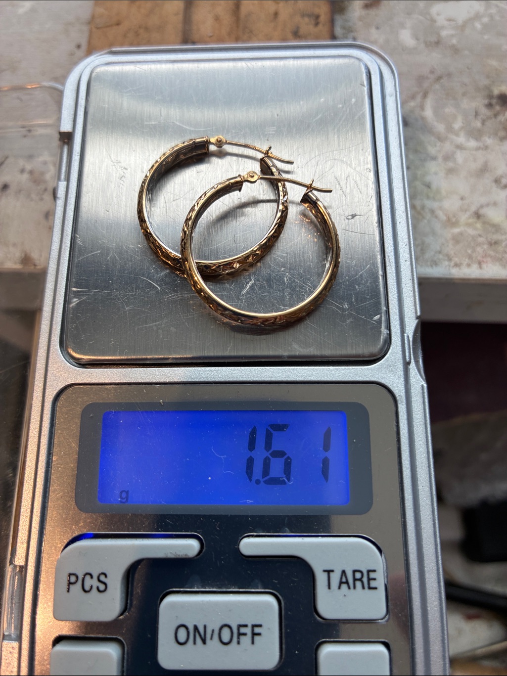 14k Gold Hoop Earrings - Elegant Textured Women's Hoops. 1.61 Grams